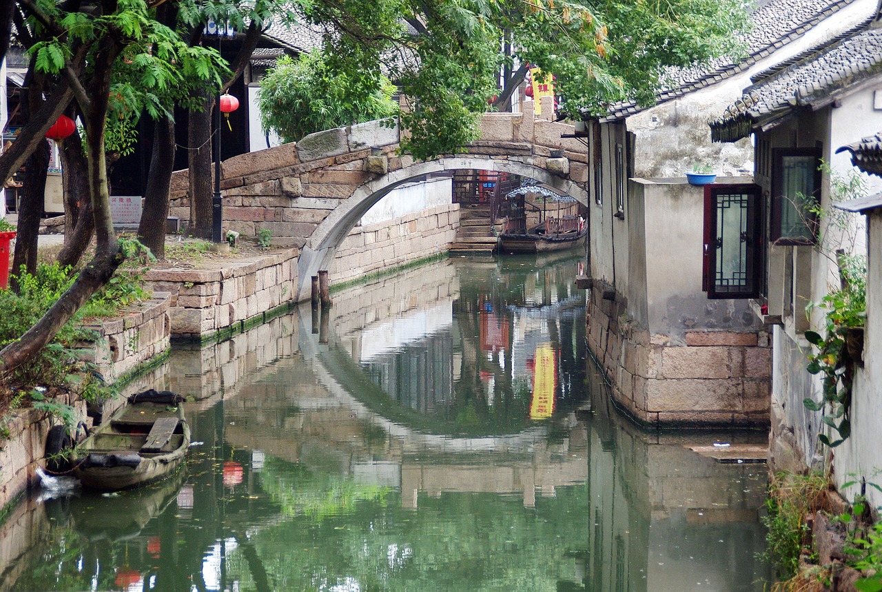 西安市碑林区友谊西路72号