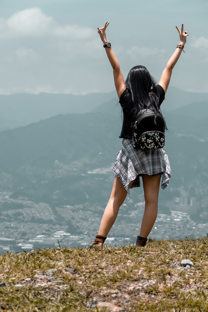 女模特战胜癌症，切除八个器官后的重生之旅模特癌症